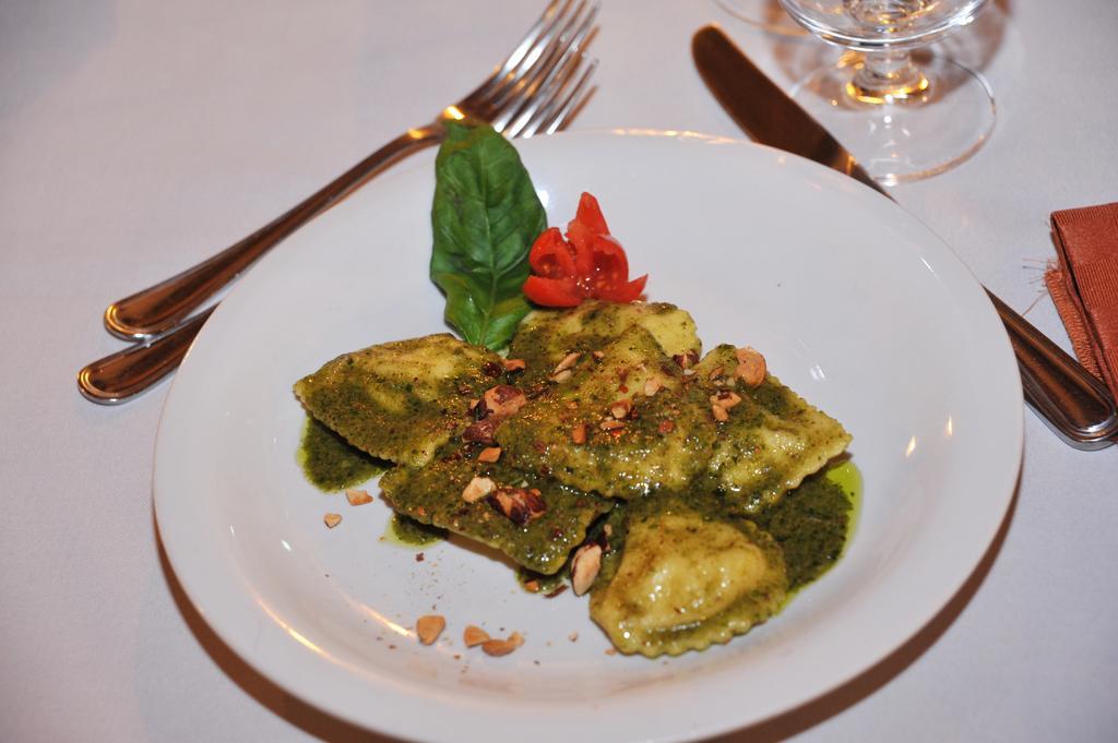 Locanda Rurale Santa Marta Авола Экстерьер фото